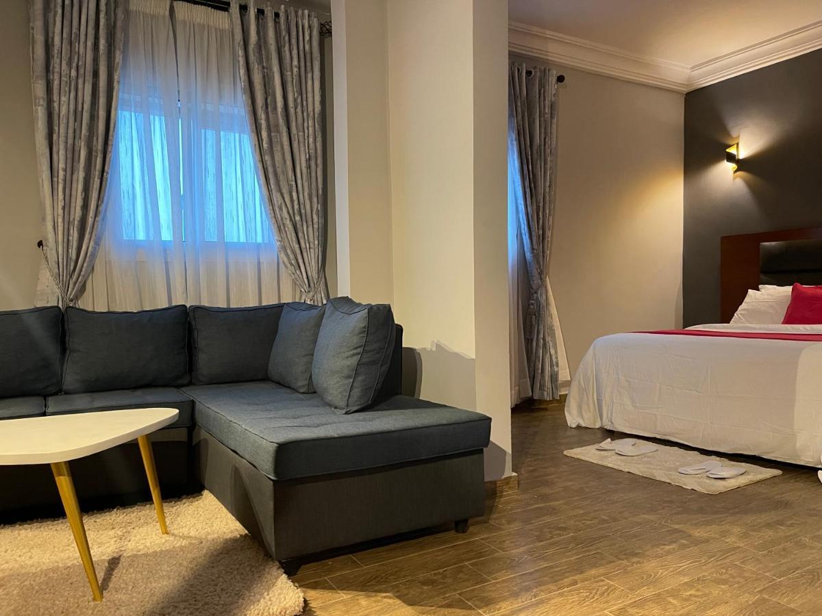 La Rochelle Hotel Yaoundé Exteriér fotografie